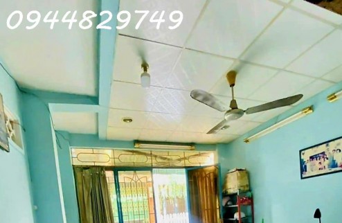 NHÀ NGON 120m2 sát mặt tiền đường NGUYỄN CÔNG HOAN, Đà Nẵng mà Chỉ có 2,4 tỷ